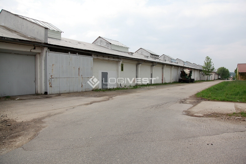 Logivest - Musterbild von Logistikhalle – 25266