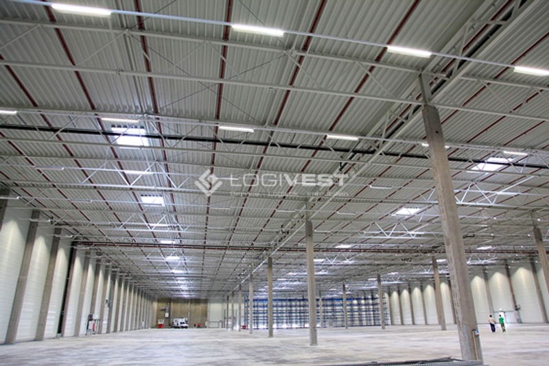 Logivest - Bild von Industriehalle – 8295