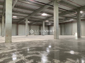 Logivest - Musterbild von Industriehalle – 30952